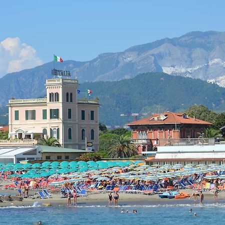 Hotel Italia Marina di Massa Ngoại thất bức ảnh