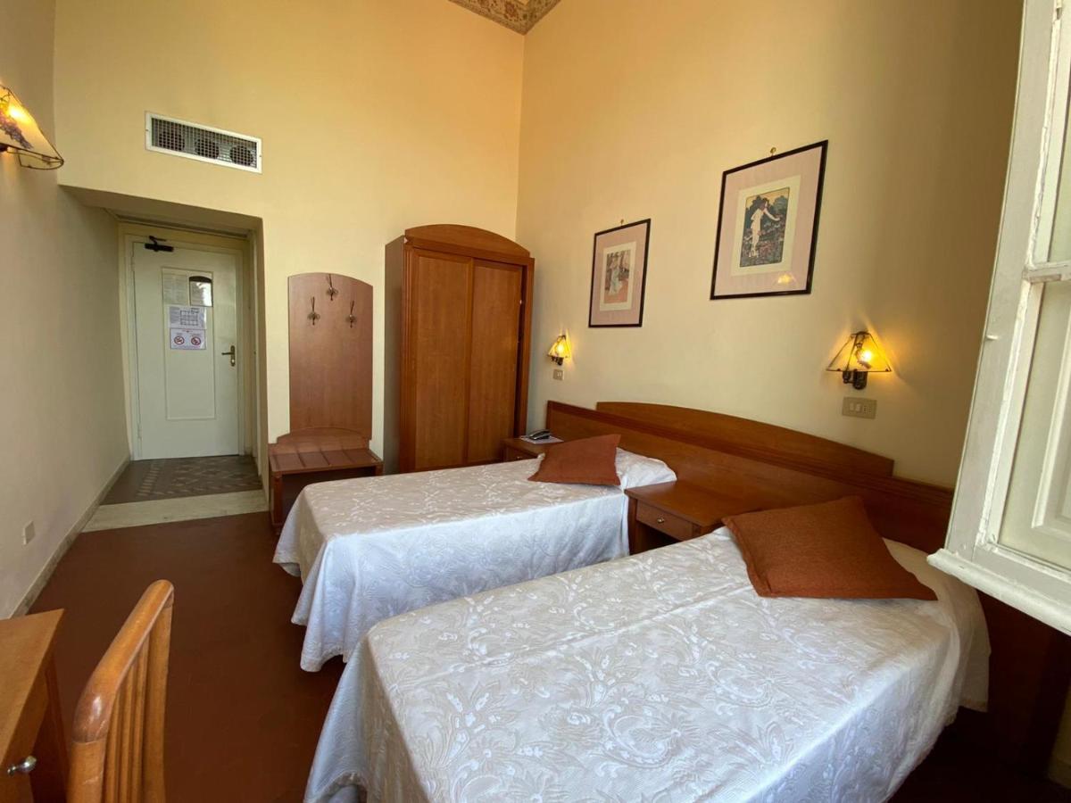 Hotel Italia Marina di Massa Ngoại thất bức ảnh