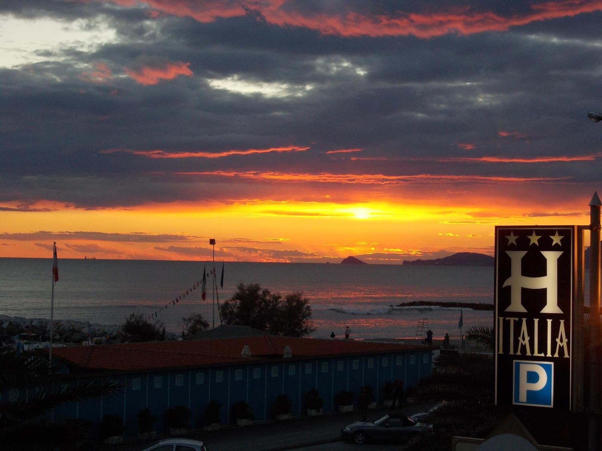 Hotel Italia Marina di Massa Ngoại thất bức ảnh