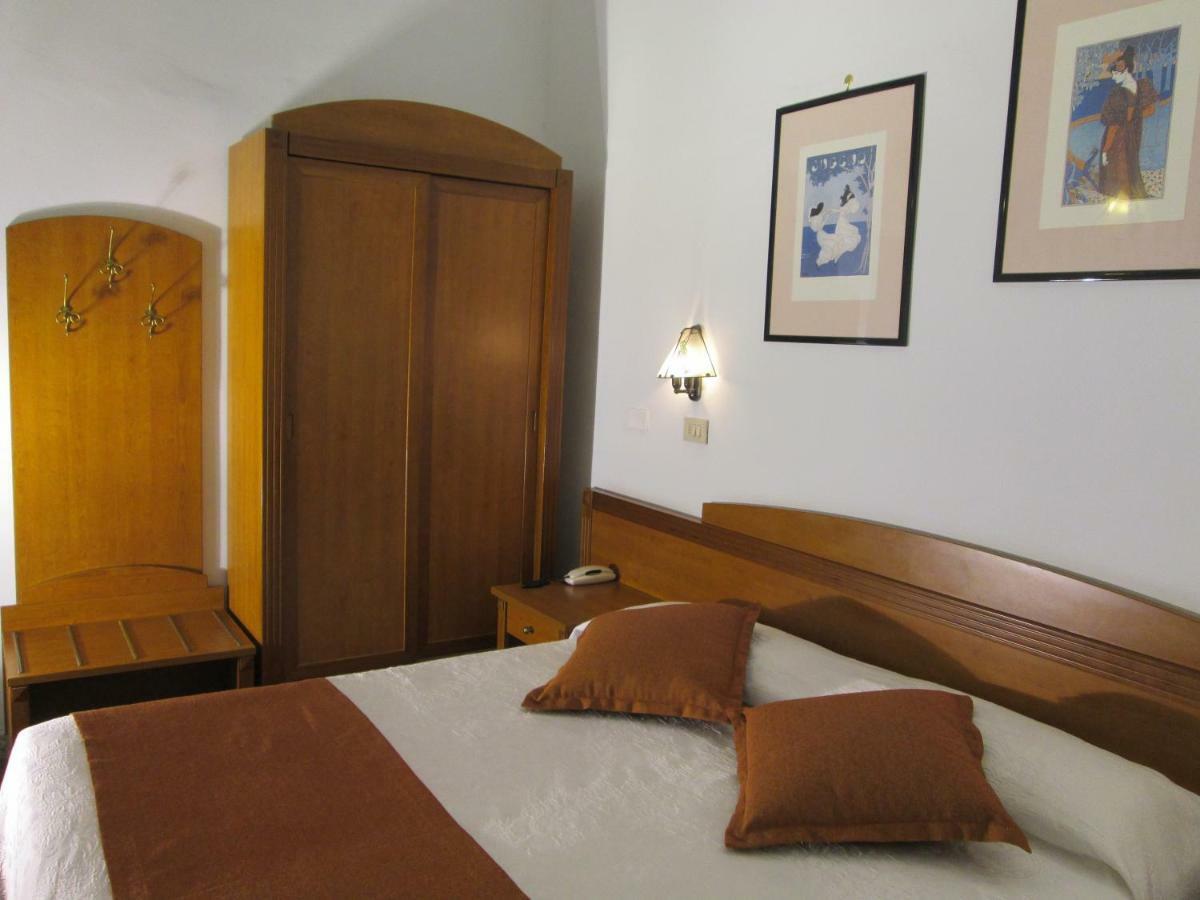 Hotel Italia Marina di Massa Ngoại thất bức ảnh