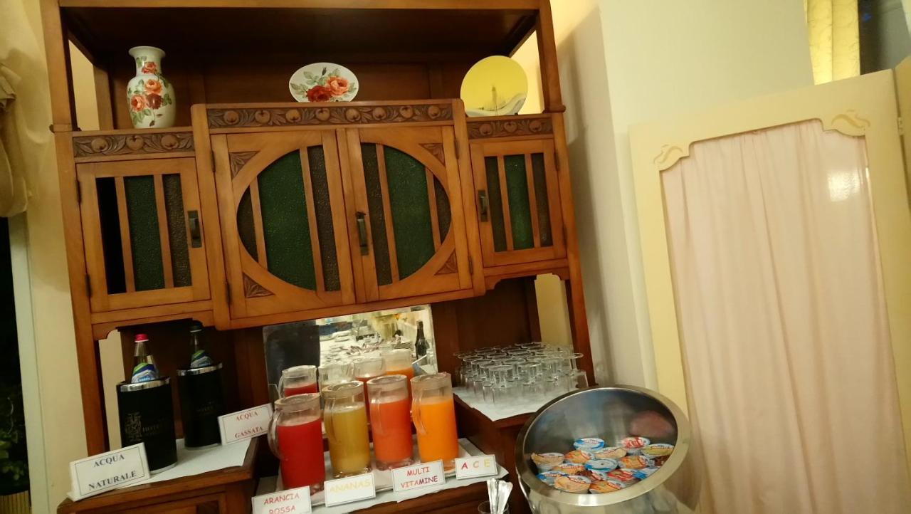 Hotel Italia Marina di Massa Ngoại thất bức ảnh