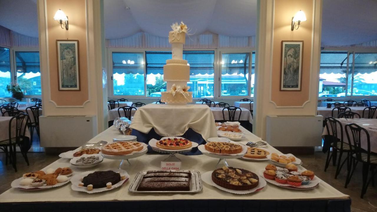 Hotel Italia Marina di Massa Ngoại thất bức ảnh